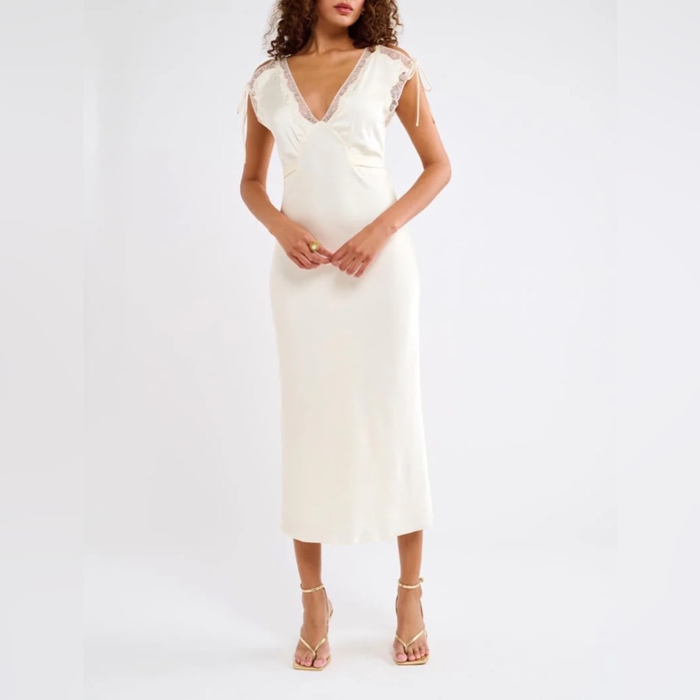 Rumored Cream Monarch Midi Dress